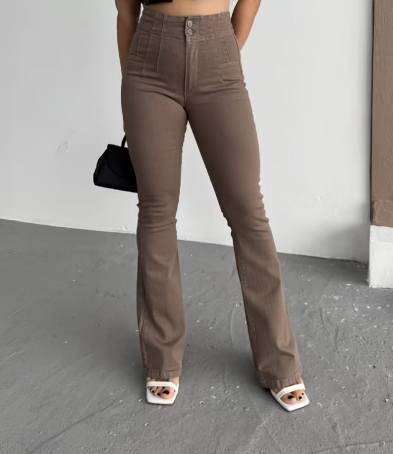 Jean brun taille haute