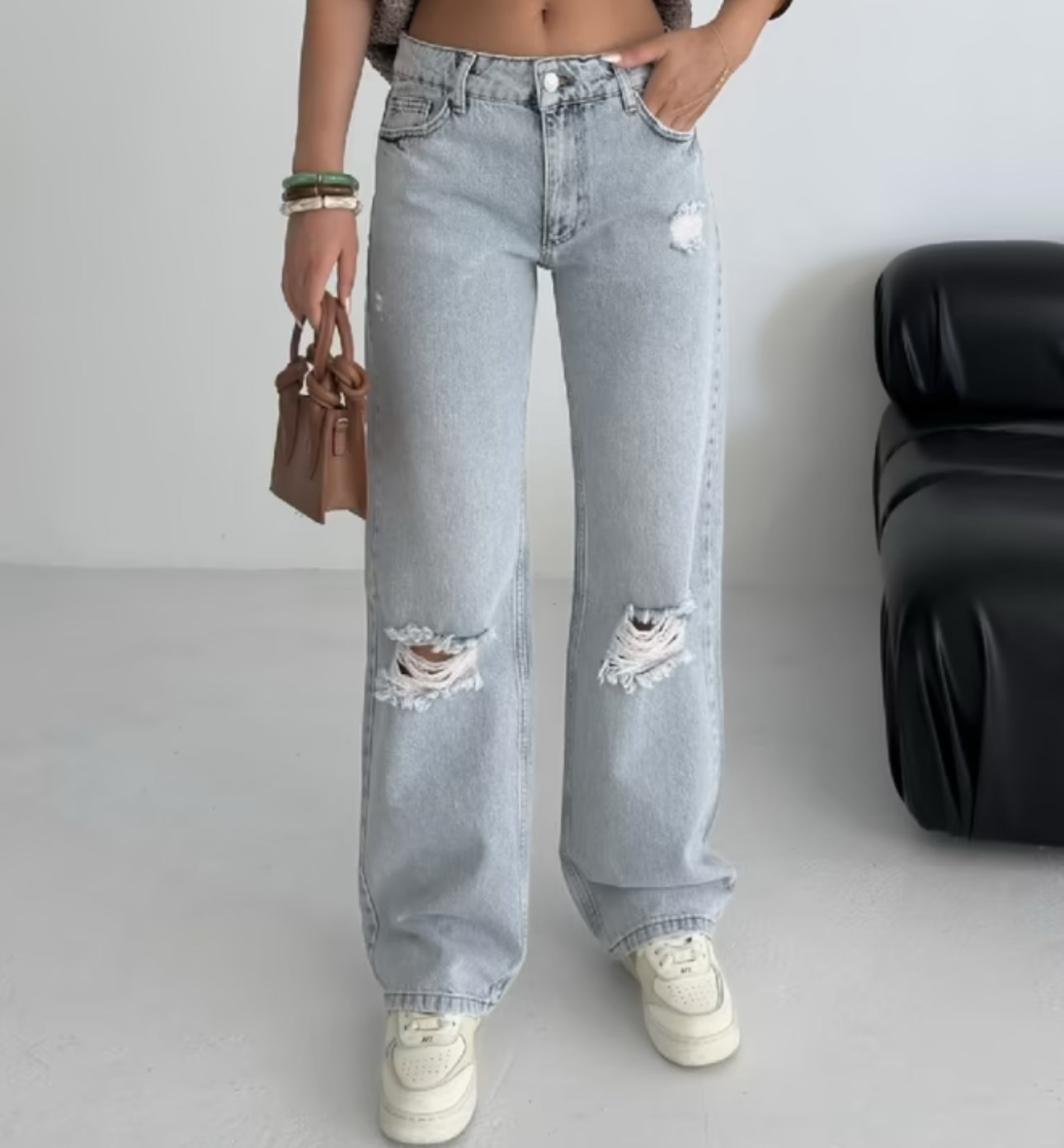 Jean Blue Mom troué