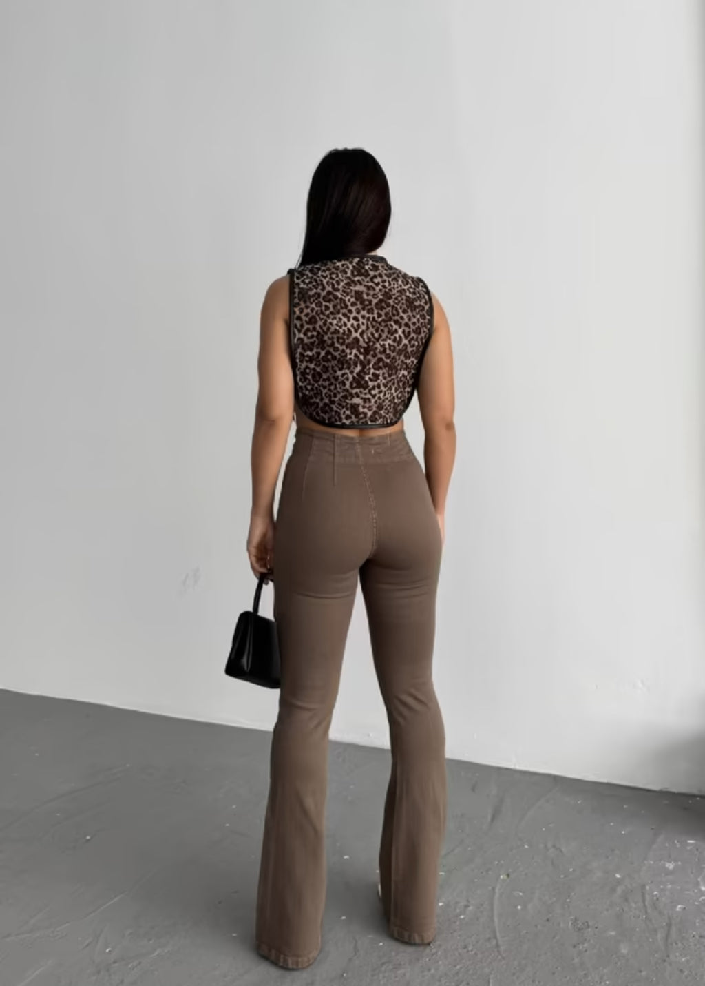 Jean brun taille haute