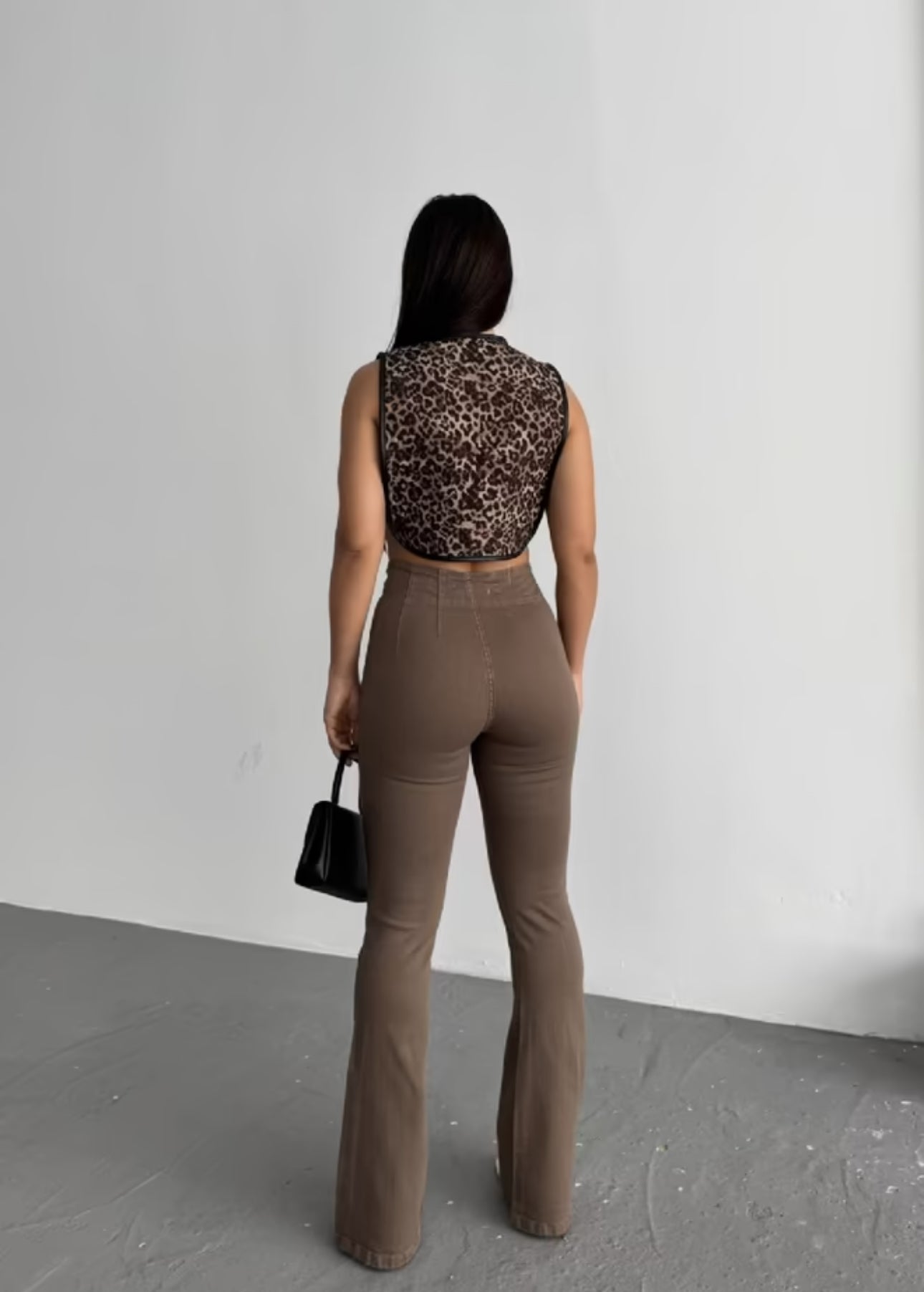 Jean brun taille haute