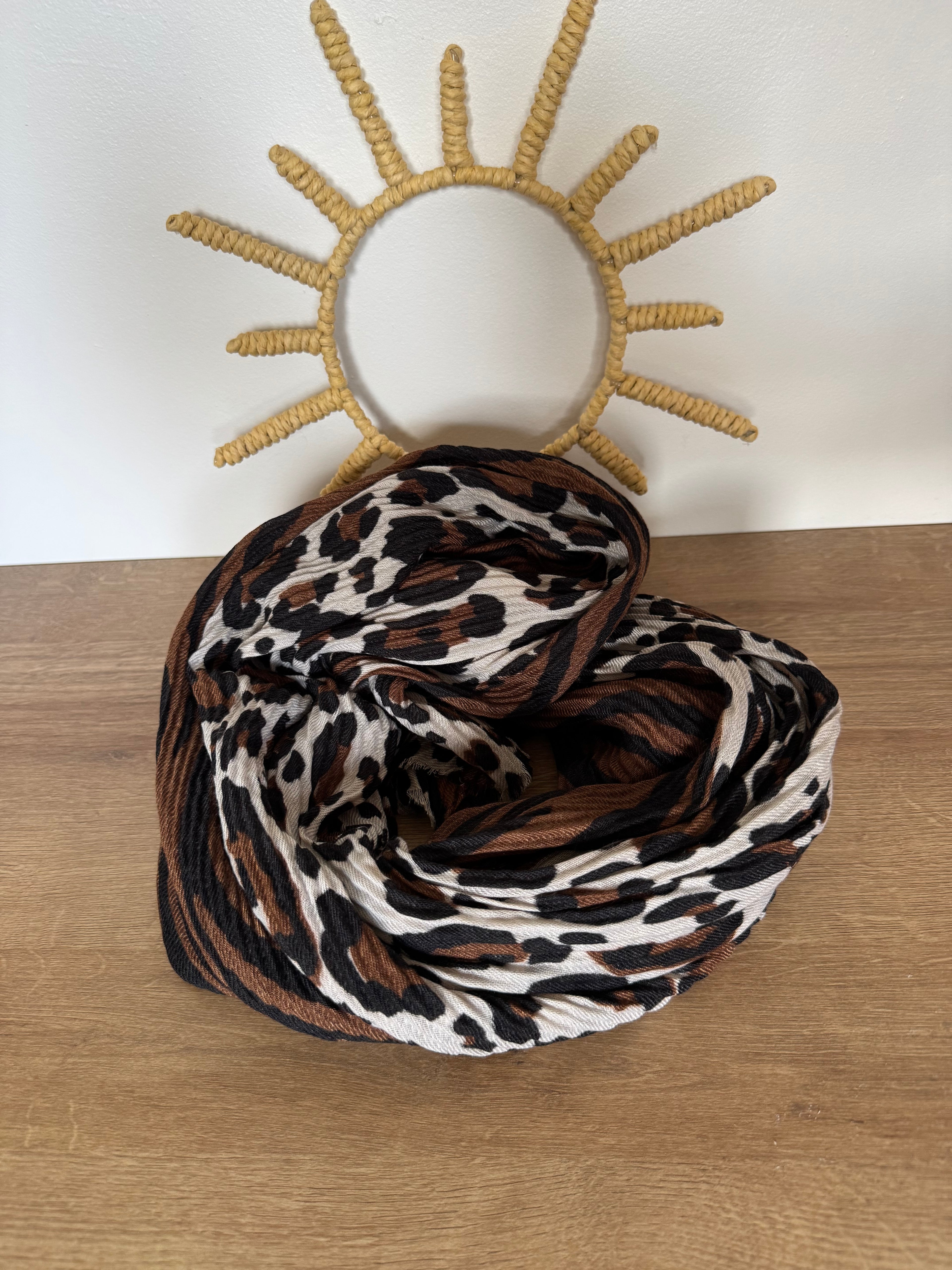 Écharpe gaufrée motif Léopard