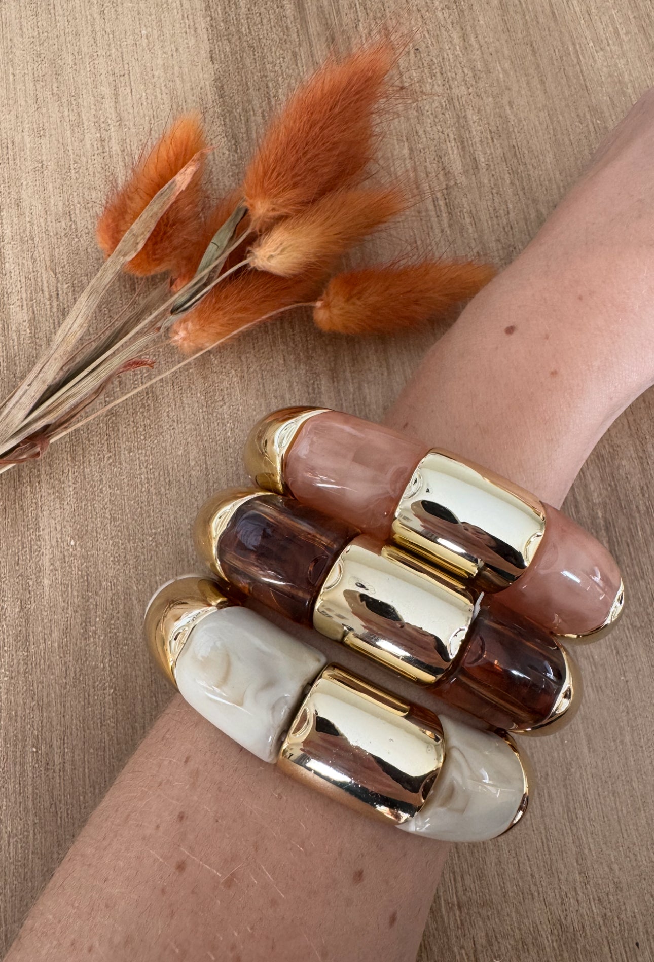 Bracelet tendance en résine blanc cassé