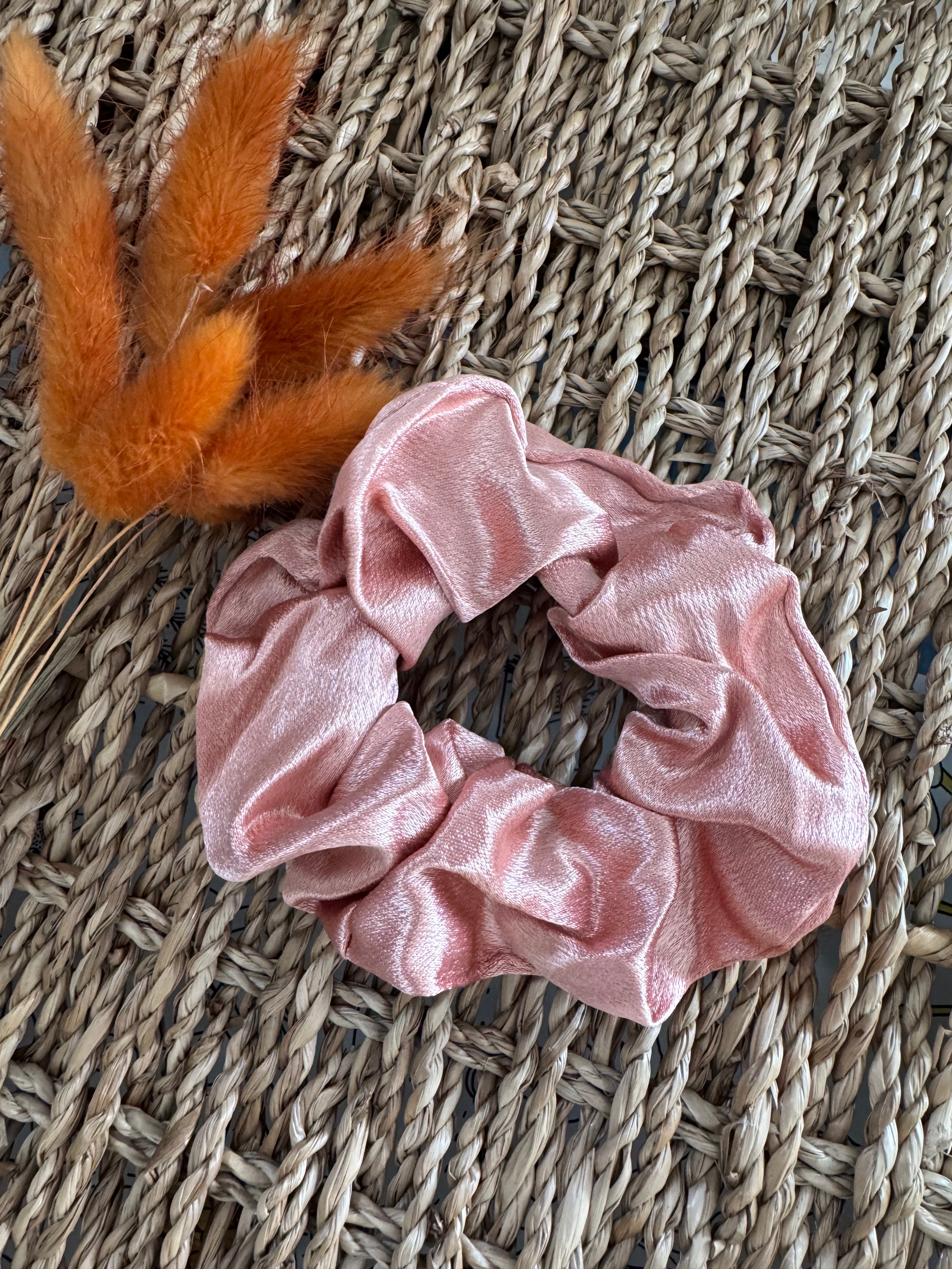 Chouchou soyeux rose